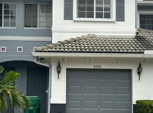 2-bedroom Townhouse — 3593 NW 13th St #3593, Fort Lauderdale, 33311