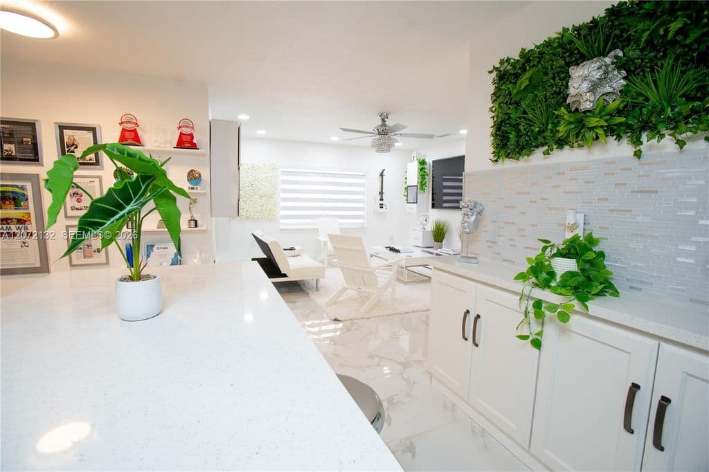 4-bedroom Single-Family Home — 942 NW 133rd Ct