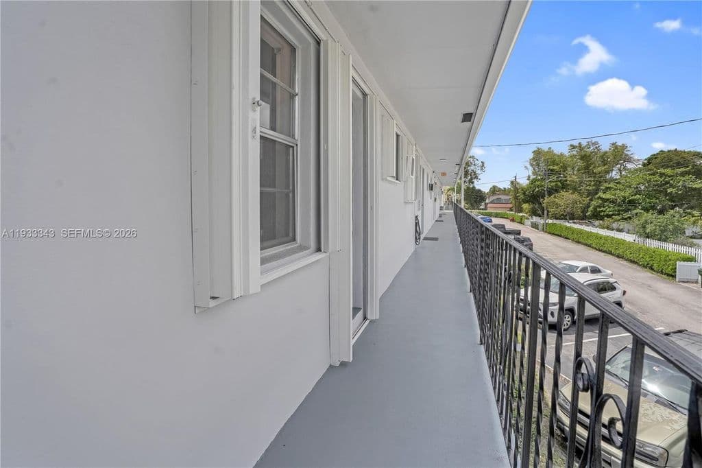 2-bedroom Condo — 7401 Pines Blvd APT 221
