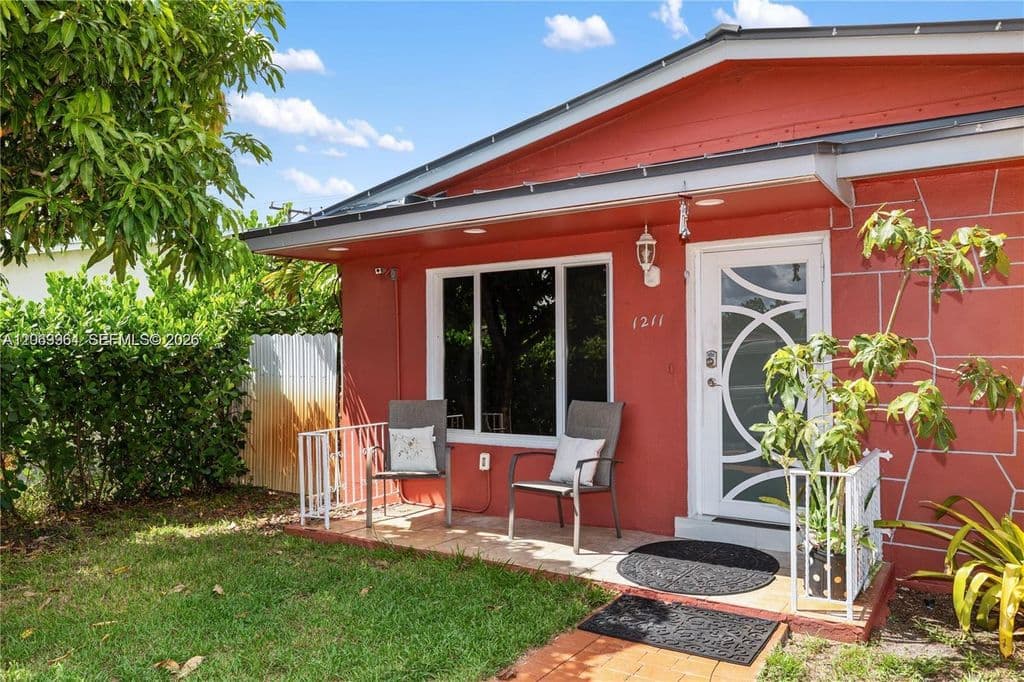 3+1 Müstakil ev — 1211 NW 179th St