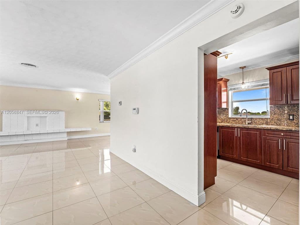 3+1 Müstakil ev — 2045 NW 115th St