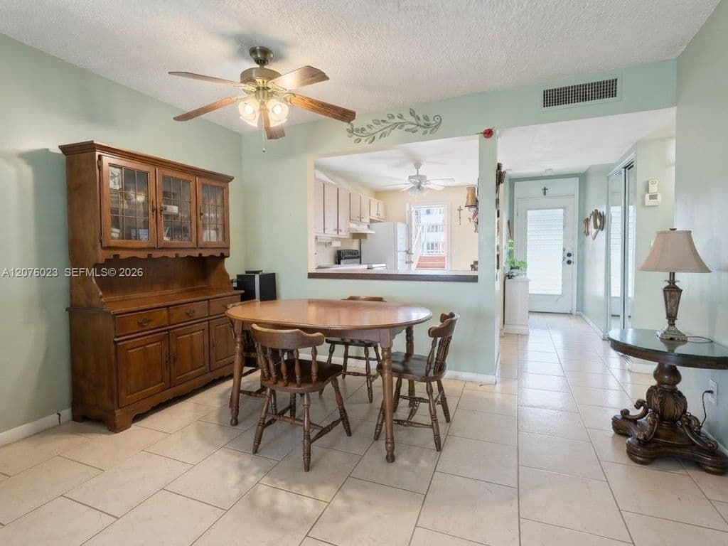 2-bedroom Condo — 2951 NW 46th Ave APT 109