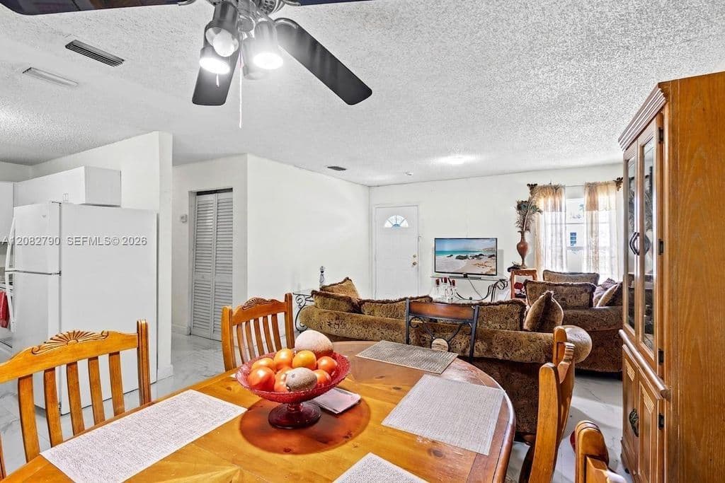 4-bedroom Single-Family Home — 15724 SW 304th Ter