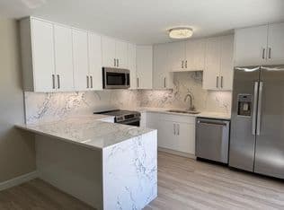 2-bedroom Townhouse — 79 Lake Arbor Drive #79, Lake Worth, 33461