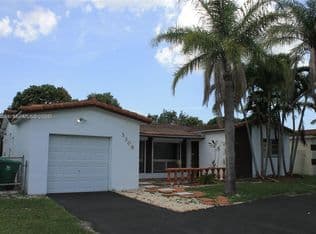 4-bedroom Single-Family Home — 3309 Acapulco Dr, Miramar, 33023