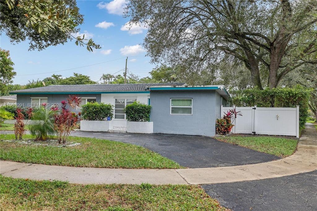 4+1 Müstakil ev — 5712 Monroe St