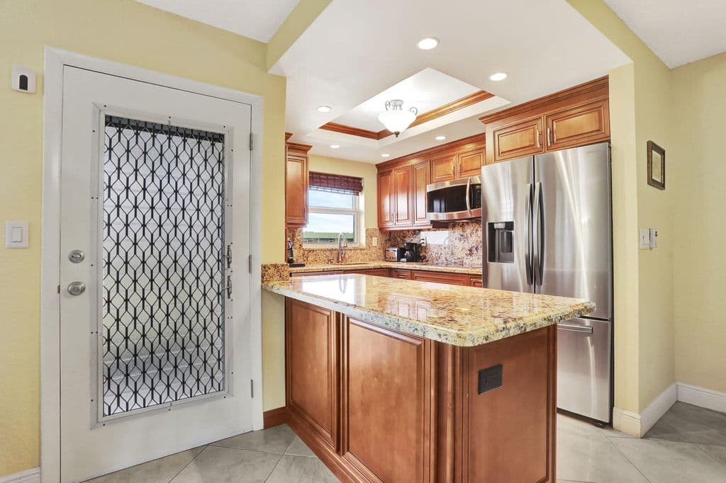 2-bedroom Condo — 806 SE 7th Street #403