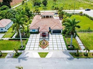 4-bedroom Single-Family Home — 17122 SW 156th Ct, Miami, 33187