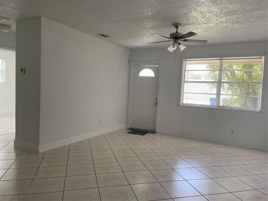 2-bedroom Single-Family Home — 6902 SW 15th Street