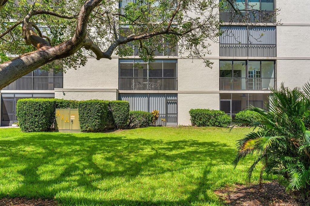 2+1 Condo — 300 N Highway A1a #203c