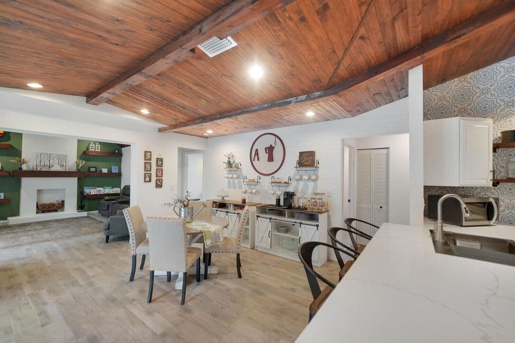 4-bedroom Single-Family Home — 12212 82nd Street N