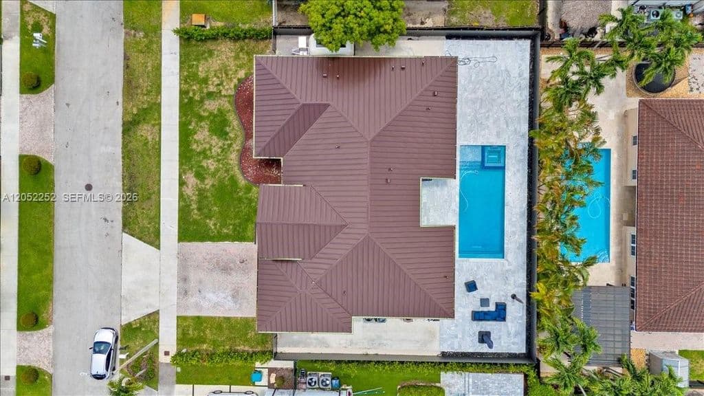 5+1 Müstakil ev — 16234 SW 48th Ter