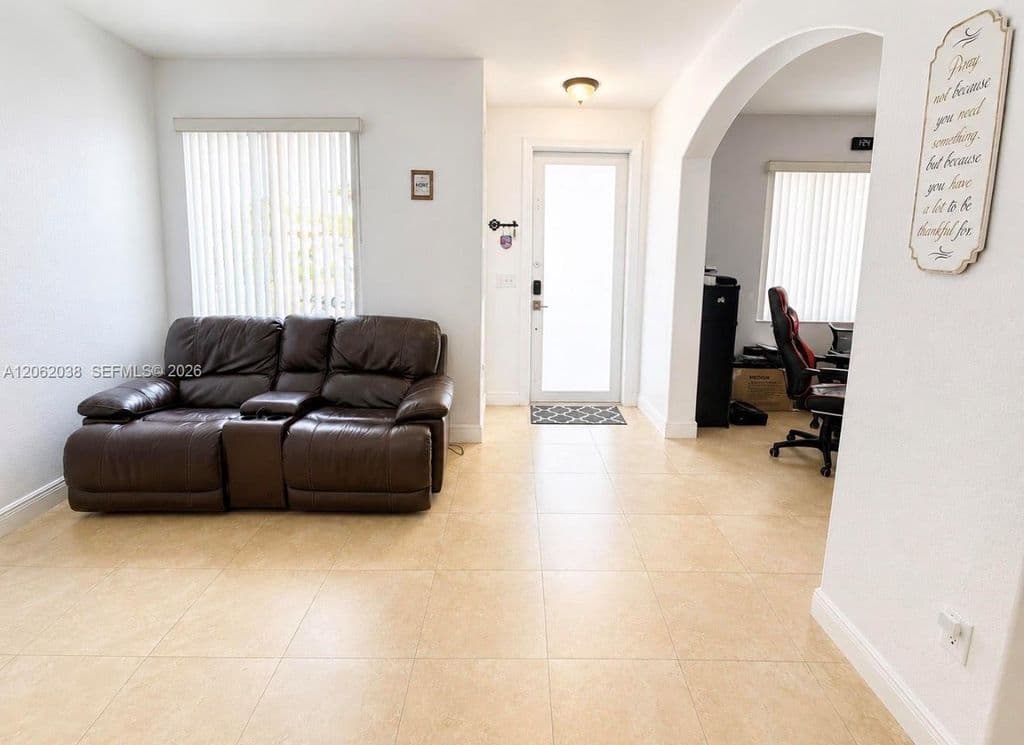4-bedroom Single-Family Home — 24044 SW 109th Path