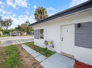 6-bedroom Property — 417 NW 15th Ave, Fort Lauderdale, 33311