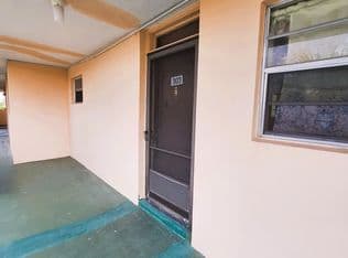 1-bedroom Condo — 2900 NW 47TH Terrace #303B, Lauderdale Lakes, 33313