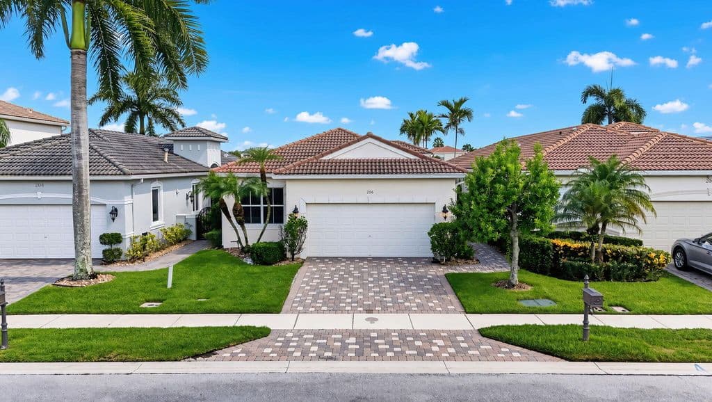 3+1 Müstakil ev — 206 ISLE VERDE Way