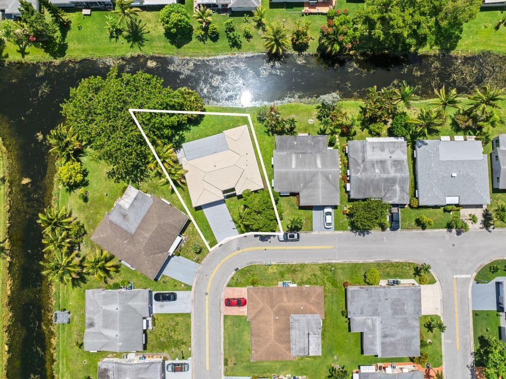 3-bedroom Single-Family Home — 1550 NW 70th Terrace