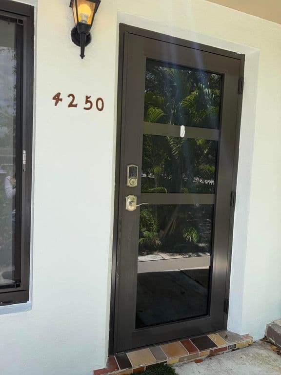 3-bedroom Single-Family Home — 4250 NE 12th Avenue