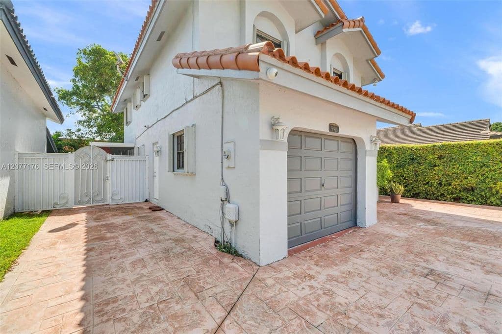 3+1 Müstakil ev — 9911 SW 136th Ct