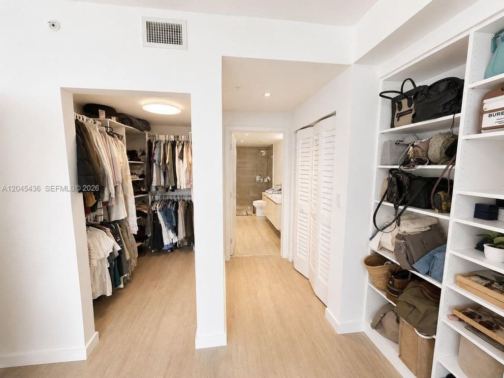 2-bedroom Condo — 1600 SW 1st Ave APT 906