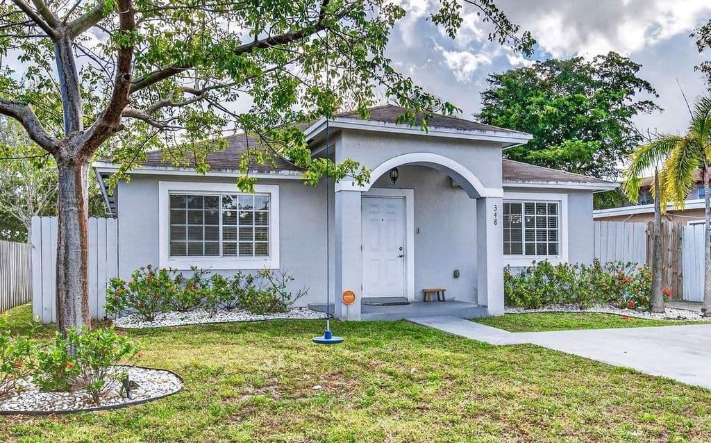 3-bedroom Single-Family Home — 348 NW 40th Court