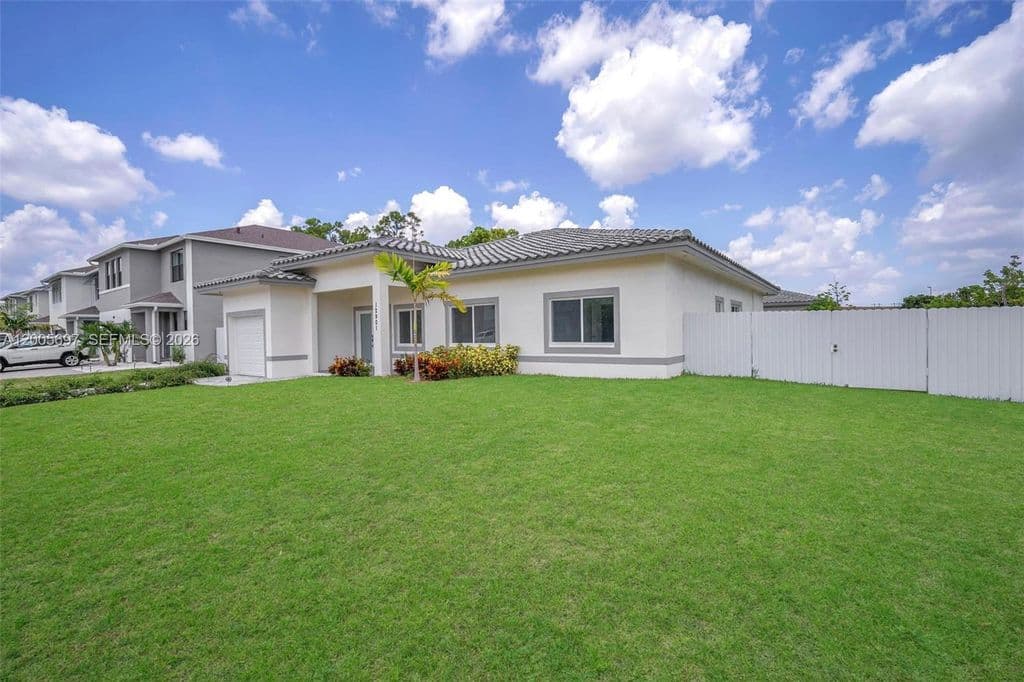 4+1 Müstakil ev — 12901 SW 265th Ter
