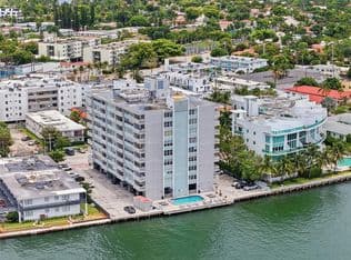 2+1 Condo — 2016 Bay Dr APT 504, Miami Beach, 33141