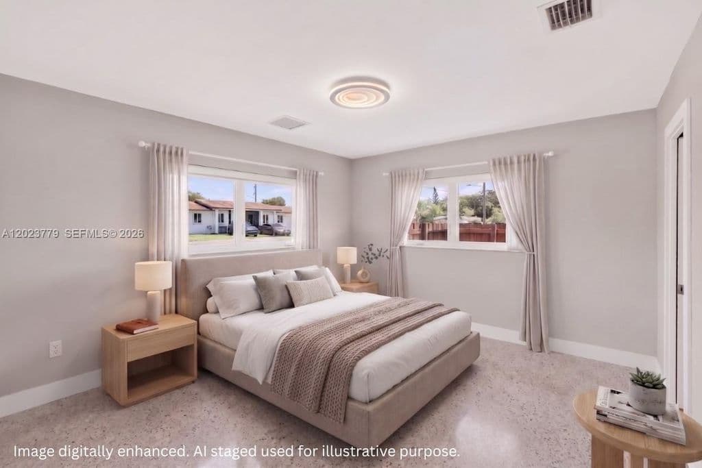 3+1 Müstakil ev — 709 NW 9th Ct