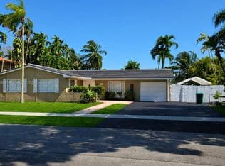 3+1 Müstakil ev — 14020 SW 83rd St, Miami, 33183
