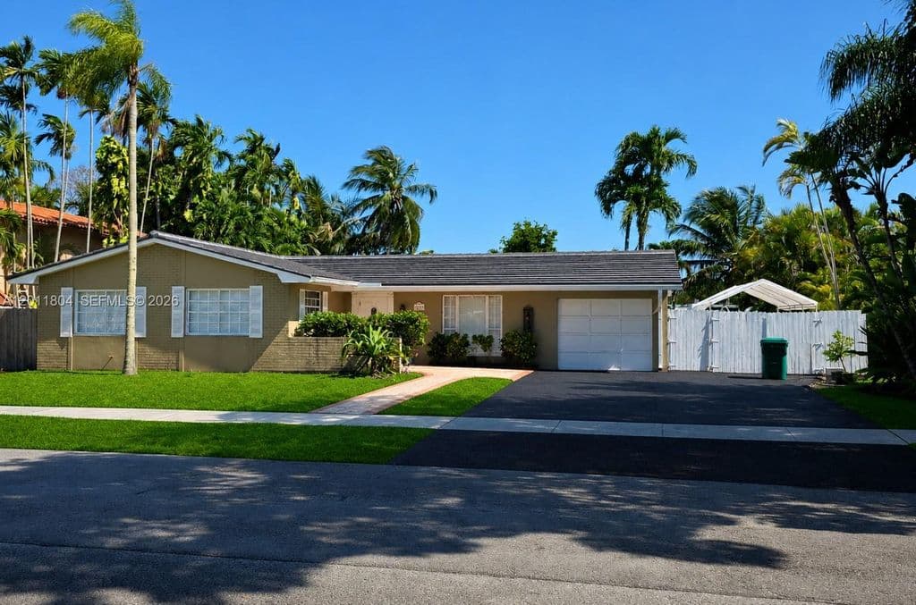 3-bedroom Single-Family Home — 14020 SW 83rd St