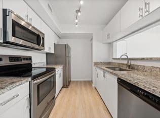 2+1 Condo — 117 Yacht Club Way #205, Hypoluxo, 33462