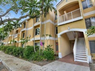 2-bedroom Condo — 2445 NW 33rd St APT 1410, Oakland Park, 33309