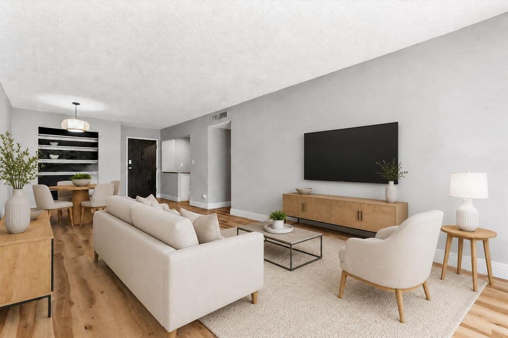 2-bedroom Condo — 6500 Cypress Road #211