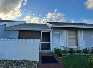 2-bedroom Single-Family Home — 4195 Lucerne Villas Lane, Lake Worth, 33467