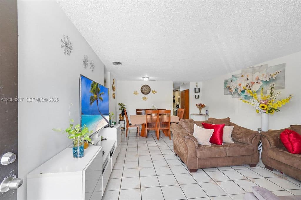 3-bedroom Single-Family Home — 18804 NW 46th Ave