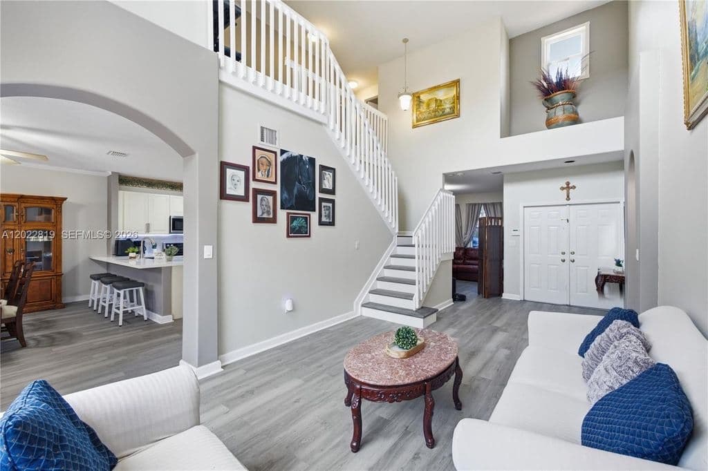 3+1 Müstakil ev — 16928 SW 35th St