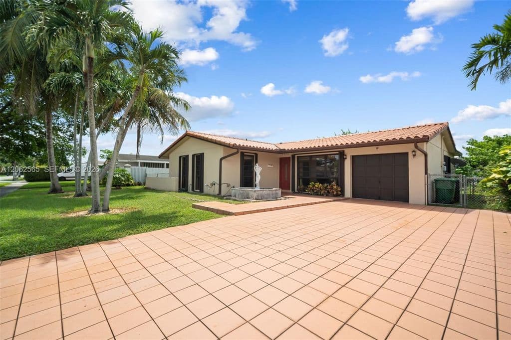 3-bedroom Single-Family Home — 12330 SW 39th Ter