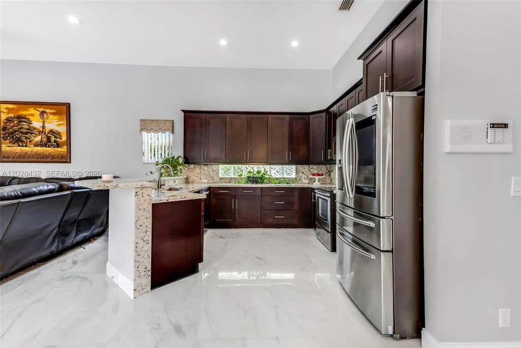 5+1 Müstakil ev — 3852 Oak Ridge Cir