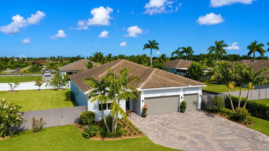 4+1 Müstakil ev — 29345 SW 178th Ct