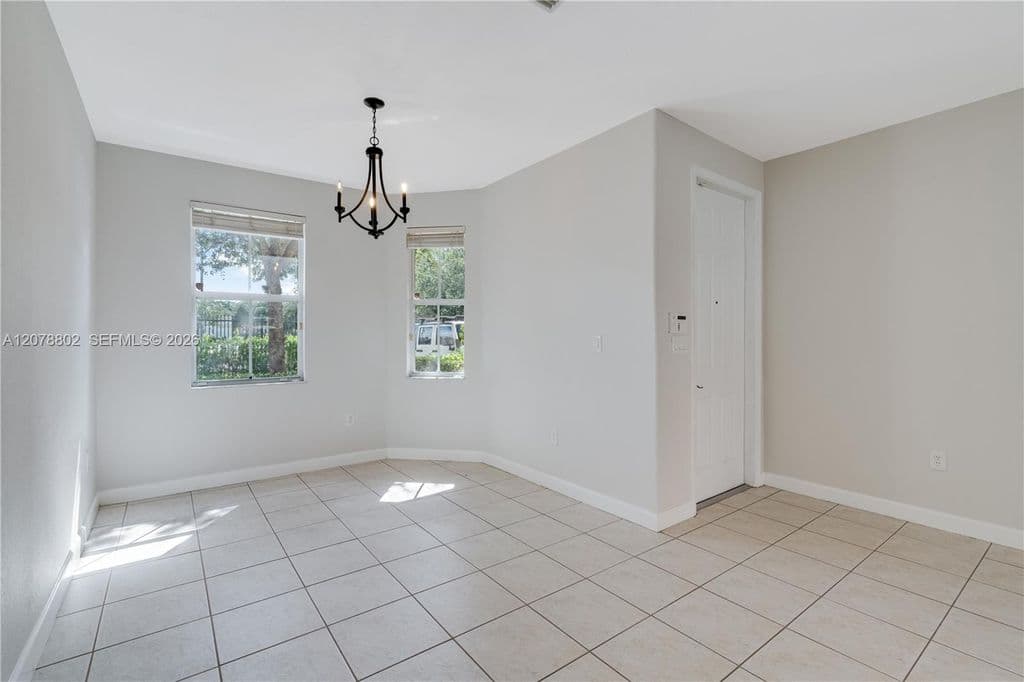 4-bedroom Single-Family Home — 8450 NW 113th Psge