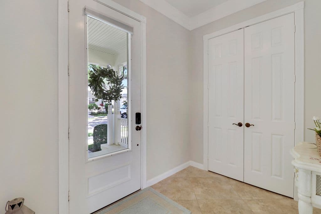 3-bedroom Single-Family Home — 511 SWEET BAY Circle