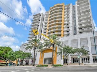 2-bedroom Condo — 900 SW 8th St APT 908, Miami, 33130