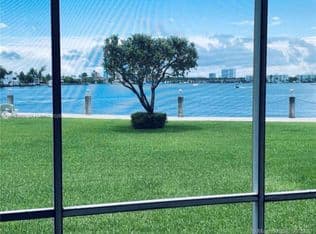1+1 Condo — 3020 Marcos Dr APT S103, North Miami Beach, 33160