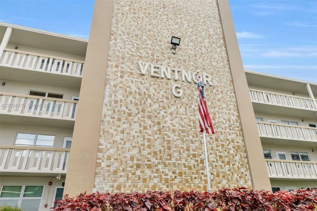 2-bedroom Condo — 3013 Ventnor Dr #3-G