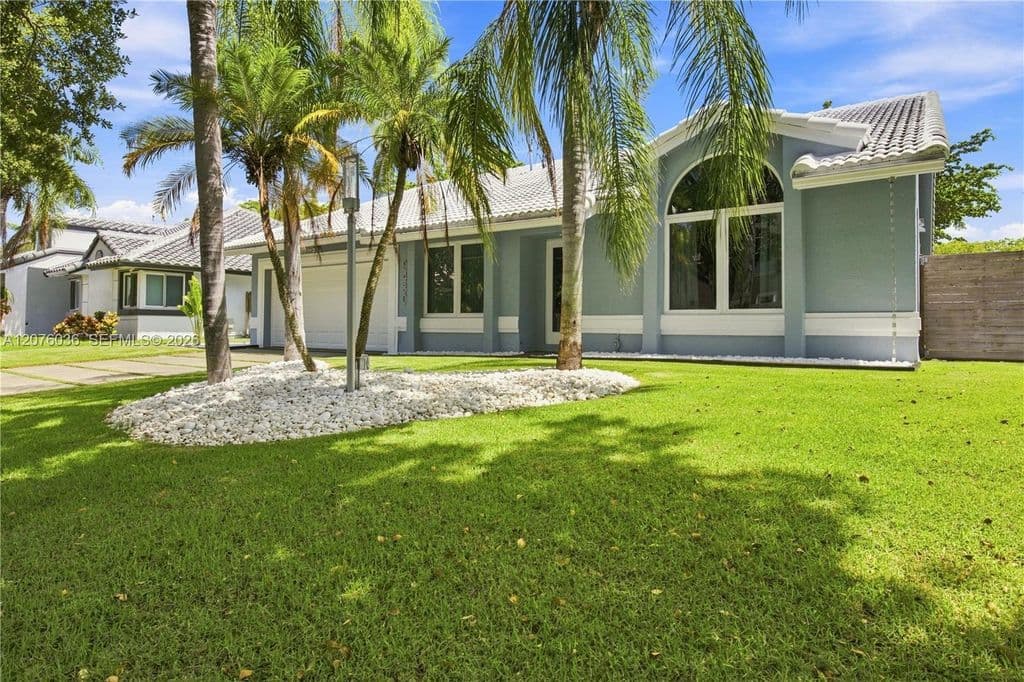 4-bedroom Single-Family Home — 9430 SW 215th Ln