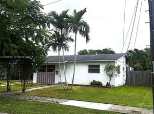 2-bedroom Single-Family Home — 11935 SW 37th St, Miami, 33175