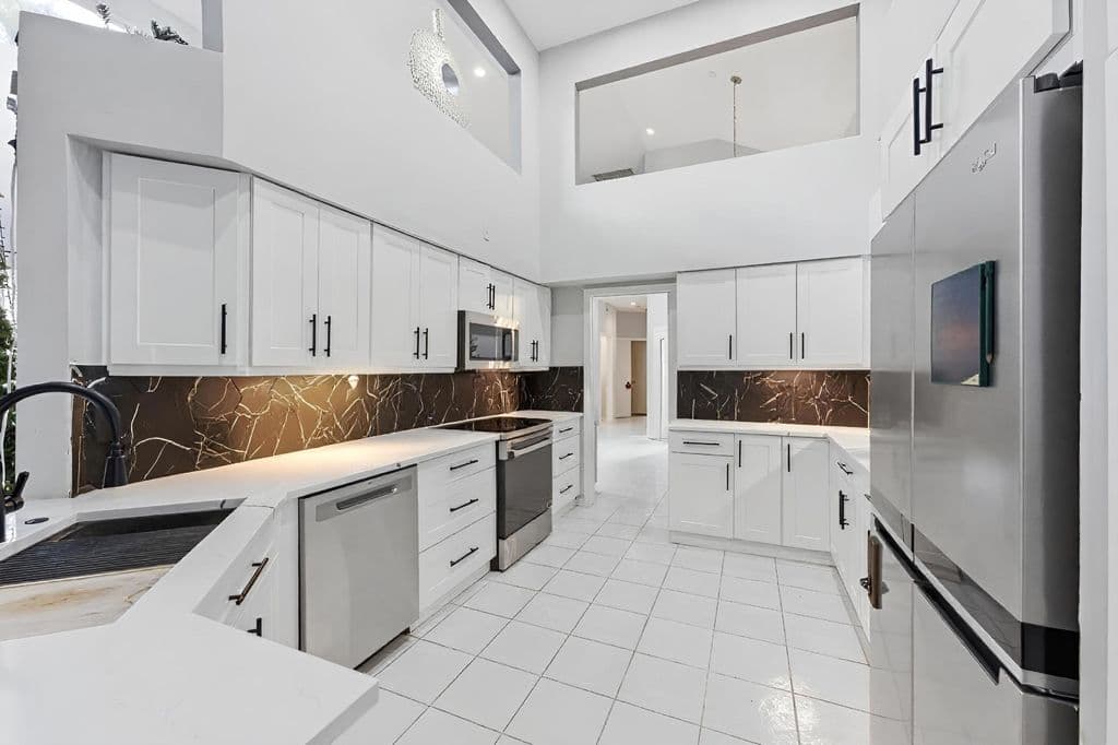 4+1 Müstakil ev — 2495 NW 66th Drive