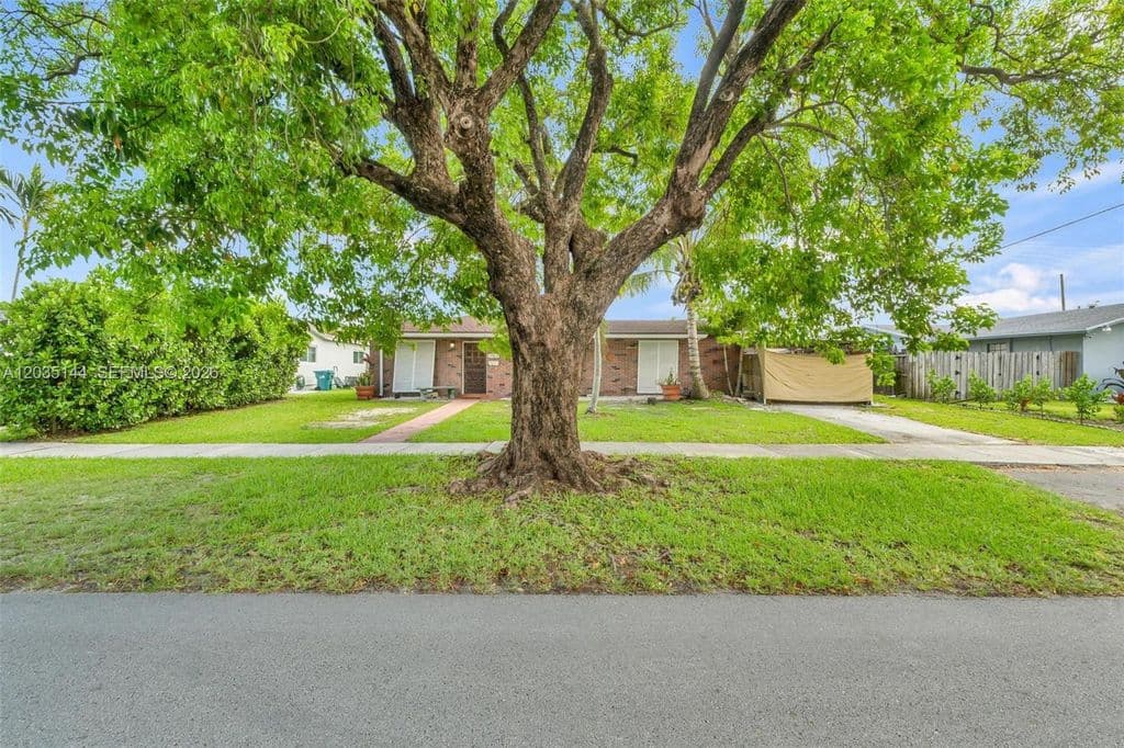 3-bedroom Single-Family Home — 9982 SW 196th St