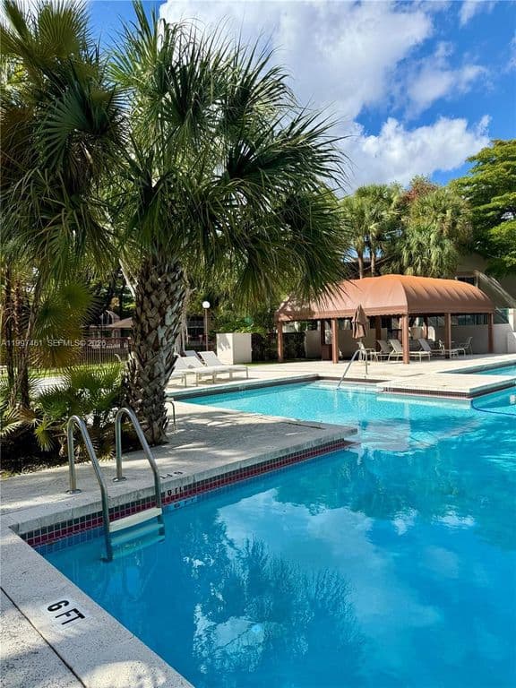 2-bedroom Condo — 9435 SW 140th Ct #9435
