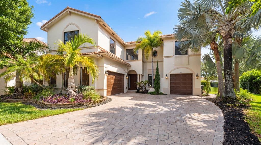 6+1 Müstakil ev — 1215 Creekside Drive